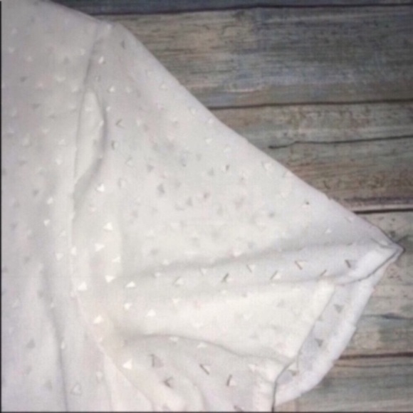 Banana Republic Laser Cut Triangle Blouse - Picture 4 of 4